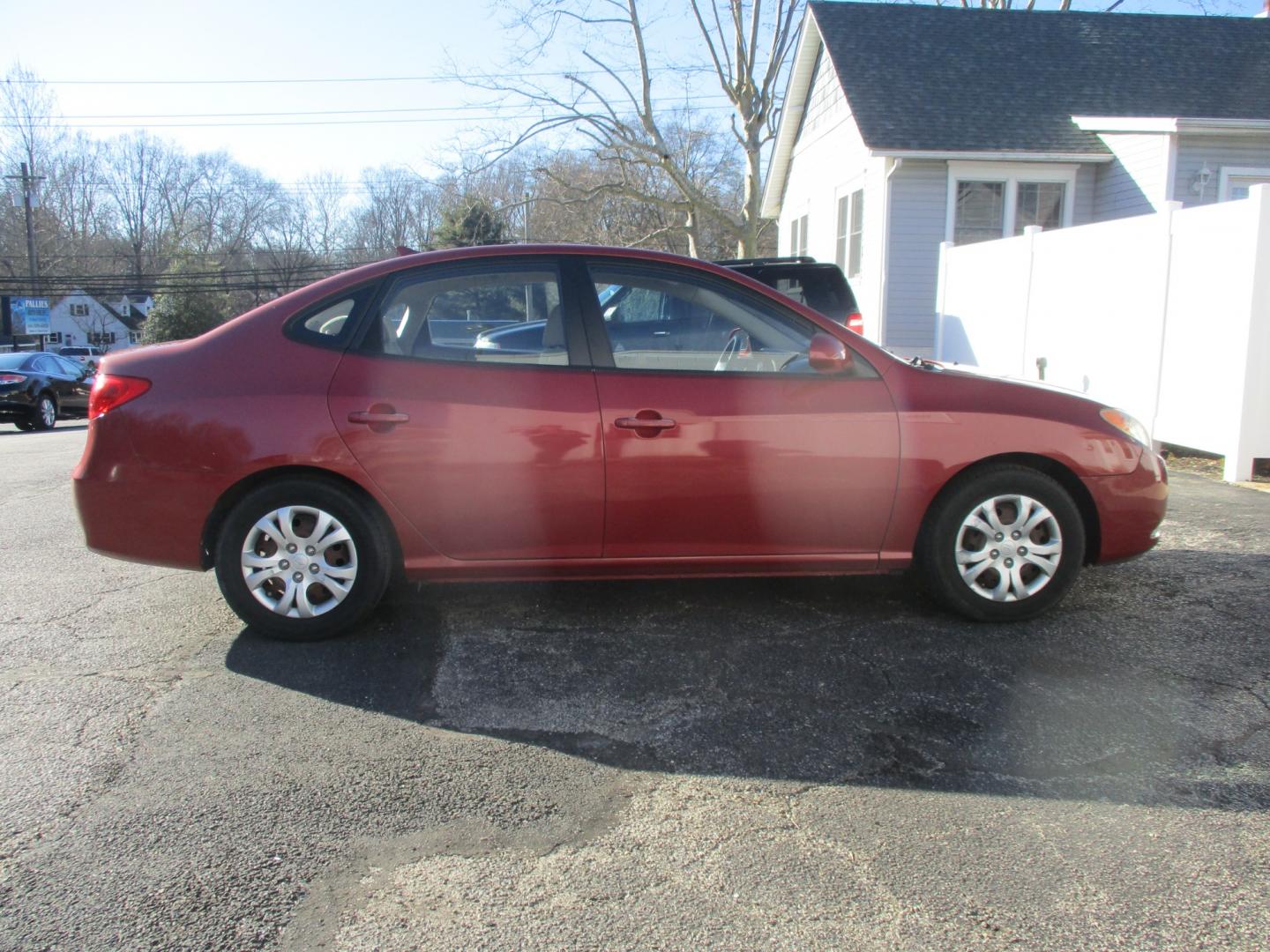 2010 RED Hyundai Elantra (KMHDU4AD7AU) , AUTOMATIC transmission, located at 540a Delsea Drive, Sewell, NJ, 08080, (856) 589-6888, 39.752560, -75.111206 - Photo#5